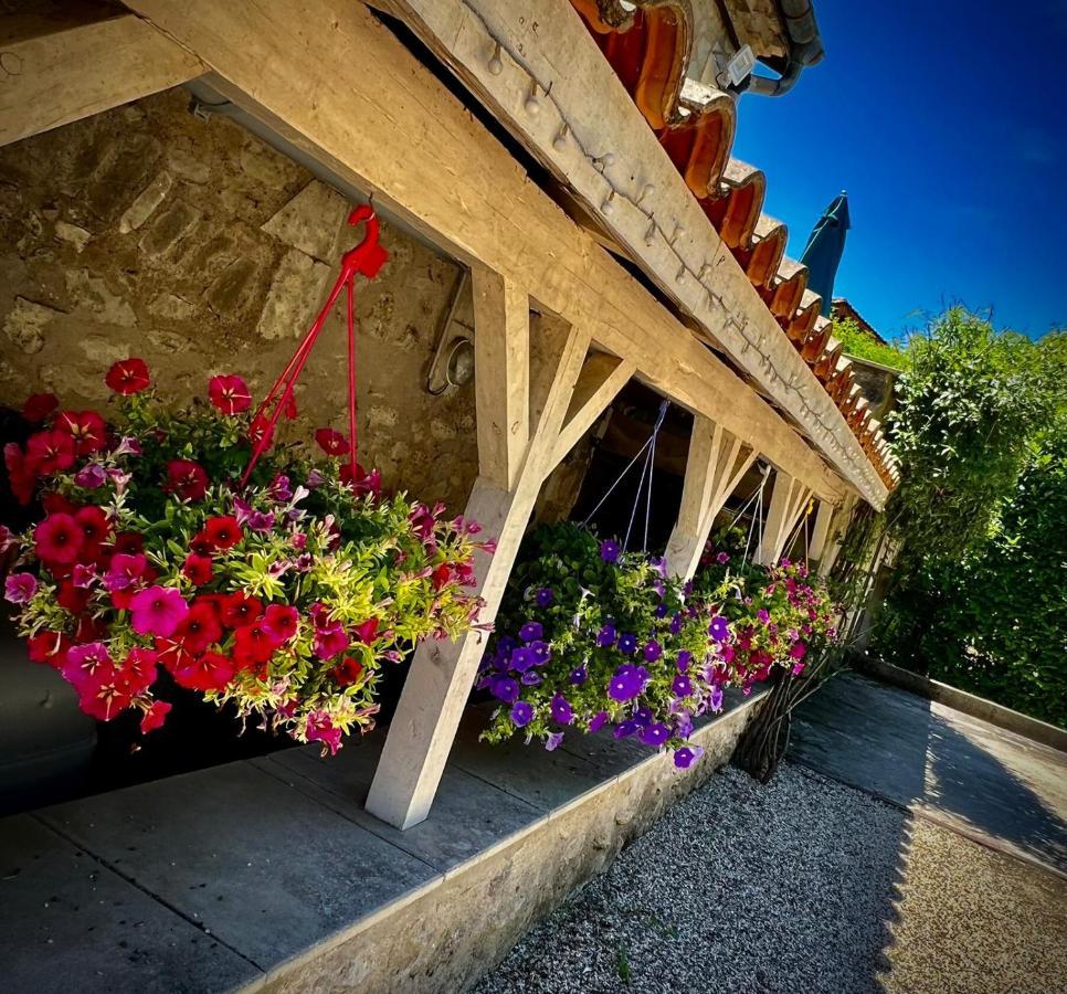Domaine Des Deux Rivieres Bed & Breakfast Meilhan-sur-Garonne Dış mekan fotoğraf